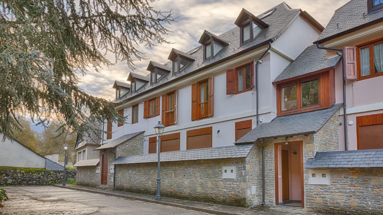 Saplan Real Estate Montlude Apartment Les Exterior photo